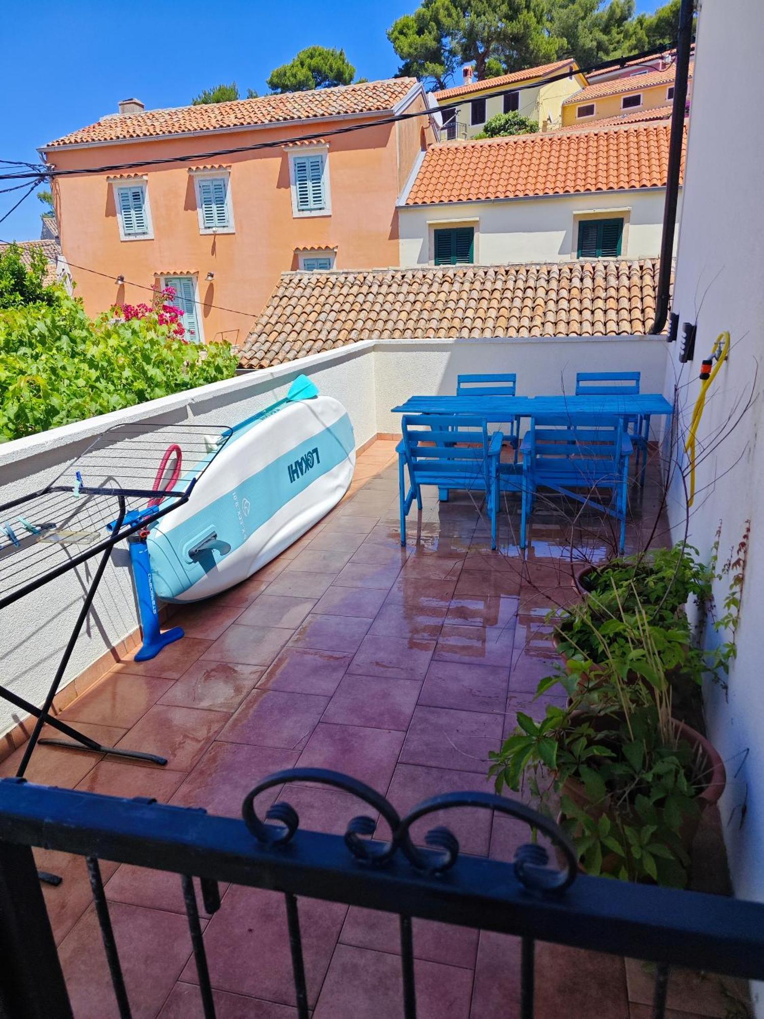 Apartments By The Sea Veli Losinj, Losinj - 8031 المظهر الخارجي الصورة